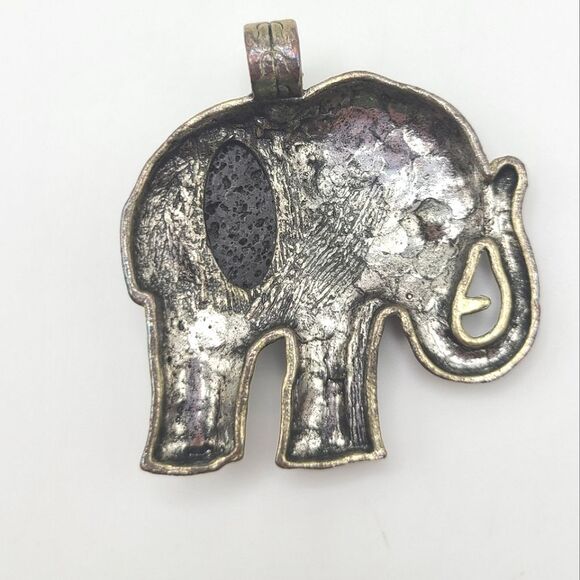 Silver Elephant Pendant With Lava Rock, - Picture 3 of 3